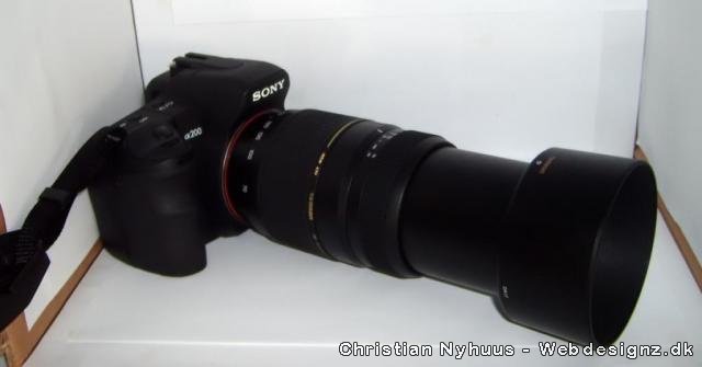Sony Alpha 200 med Tamron AF 70-300mm 4-5.6 LD Di Macro 1:2 objektiv monteret